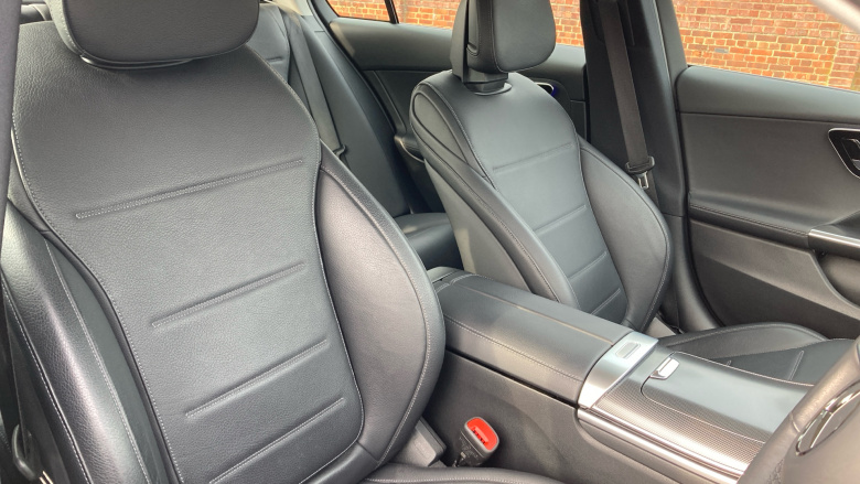 Mercedes-Benz C-Class C220d Sport 4dr 9G-Tronic Diesel Saloon